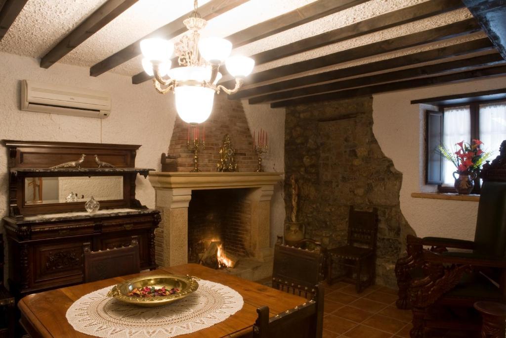 El Foyu Hotel Colunga Eksteriør billede