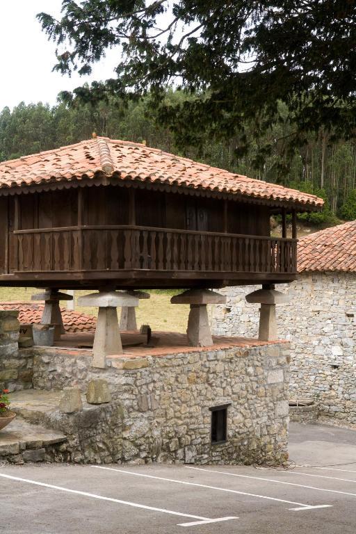 El Foyu Hotel Colunga Eksteriør billede
